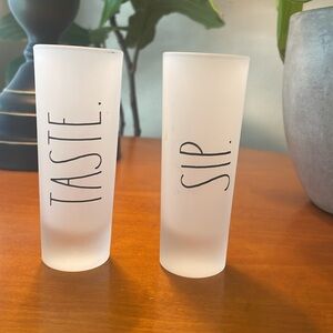 Shot Glasses 4 pcs Frosted Rae Dunn